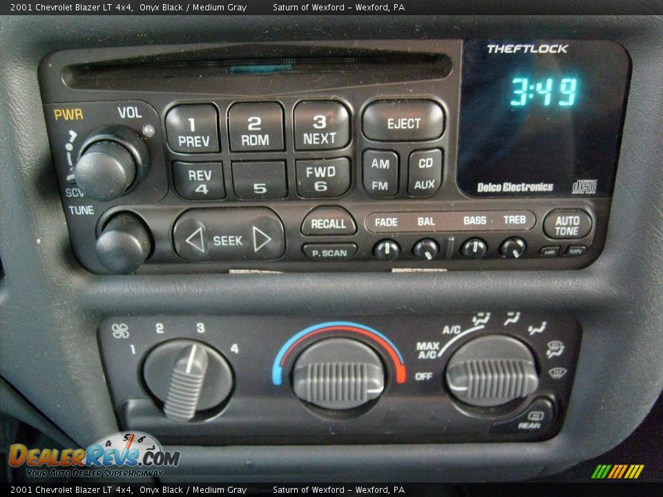 2001 Chevrolet Blazer LT 4x4 Onyx Black / Medium Gray Photo #19