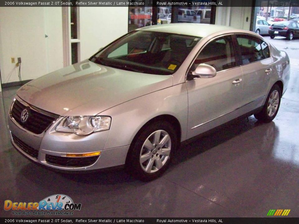 2006 Volkswagen Passat 2.0T Sedan Reflex Silver Metallic / Latte Macchiato Photo #3