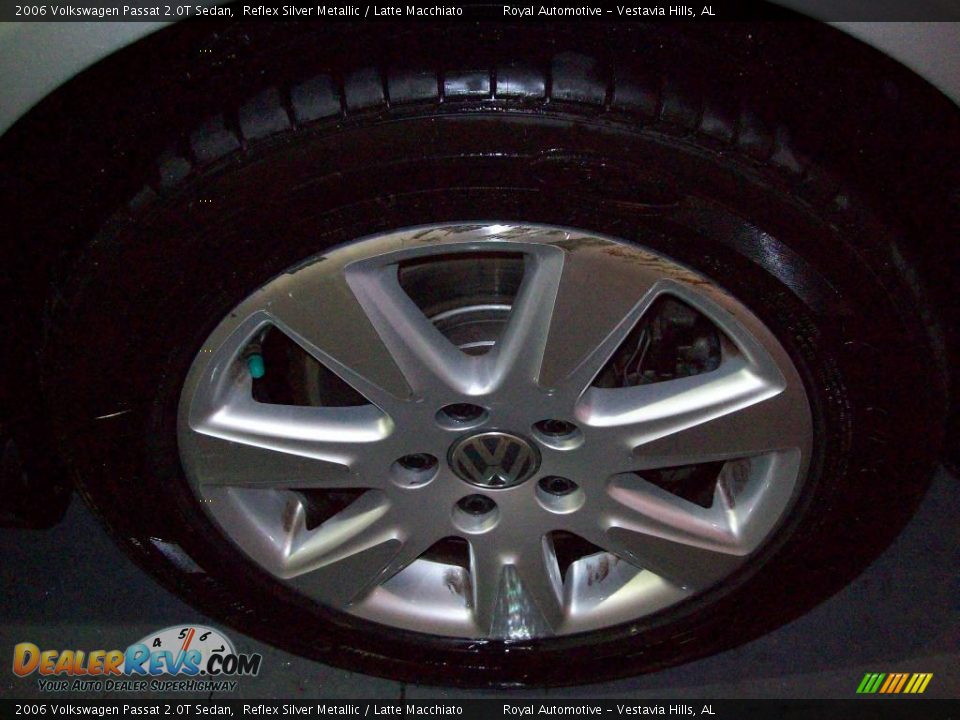 2006 Volkswagen Passat 2.0T Sedan Reflex Silver Metallic / Latte Macchiato Photo #8