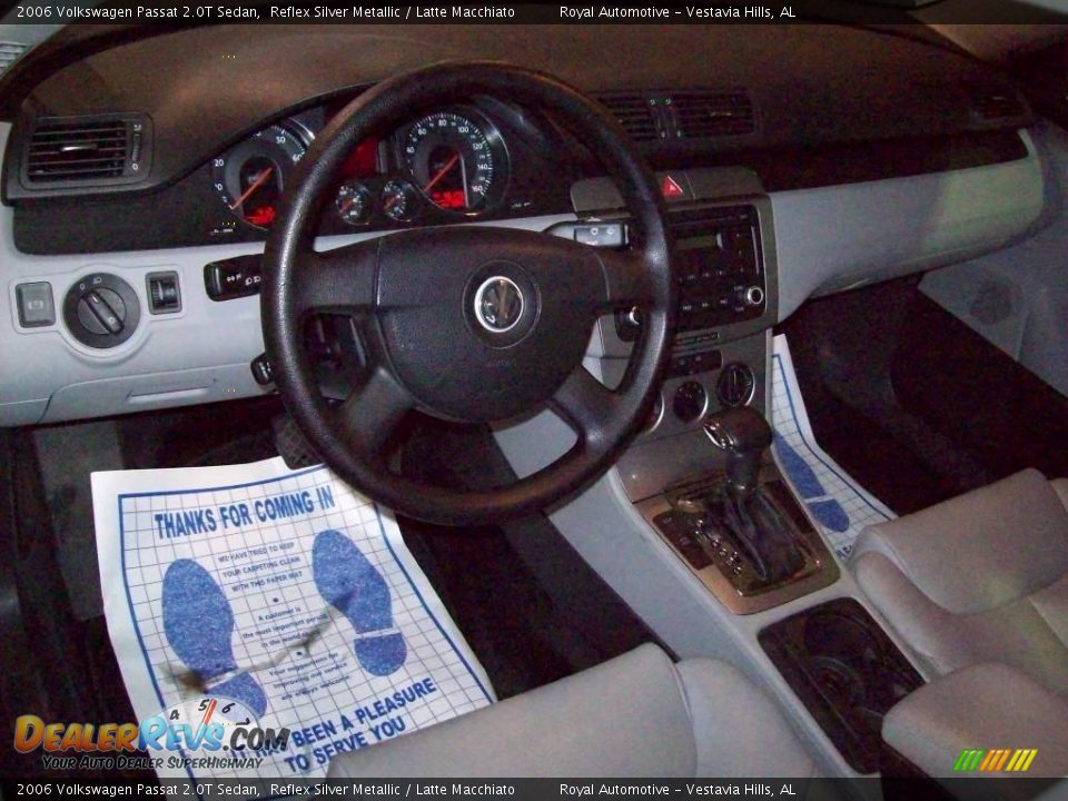 2006 Volkswagen Passat 2.0T Sedan Reflex Silver Metallic / Latte Macchiato Photo #12
