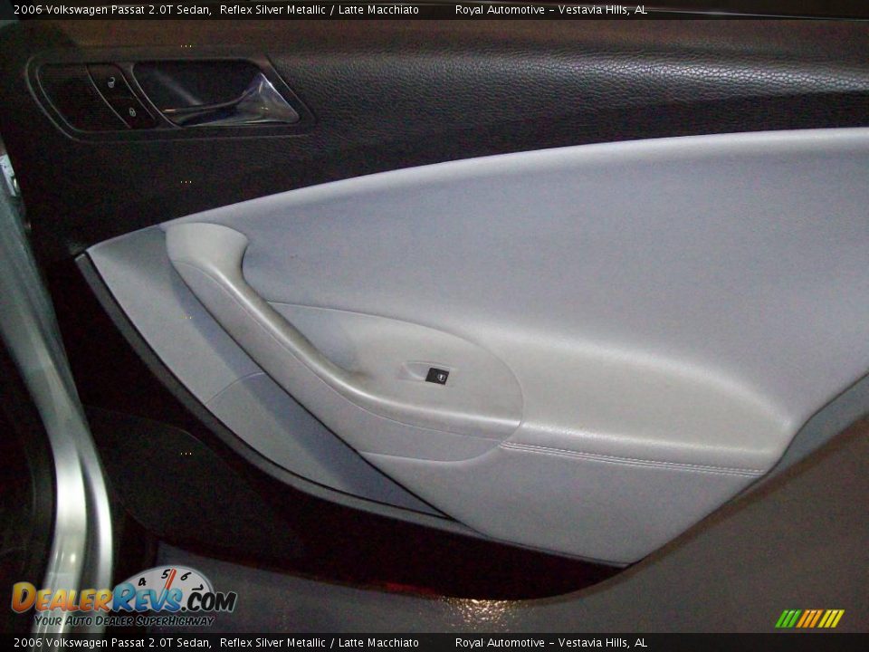 2006 Volkswagen Passat 2.0T Sedan Reflex Silver Metallic / Latte Macchiato Photo #22