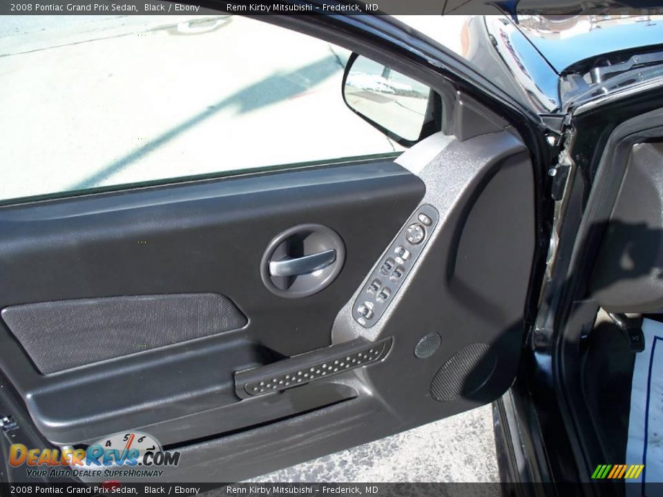 2008 Pontiac Grand Prix Sedan Black / Ebony Photo #5