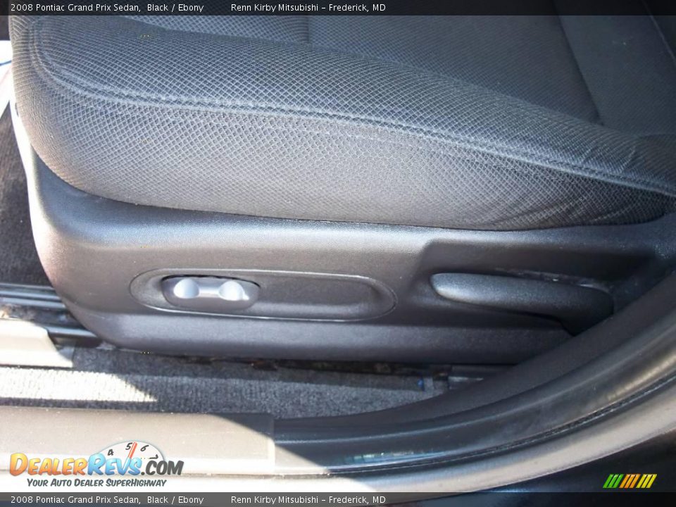 2008 Pontiac Grand Prix Sedan Black / Ebony Photo #6