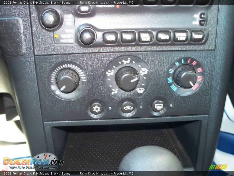 2008 Pontiac Grand Prix Sedan Black / Ebony Photo #9