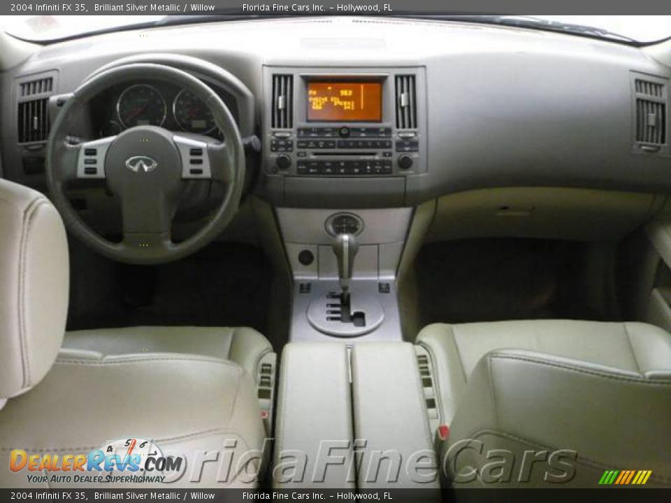 2004 Infiniti FX 35 Brilliant Silver Metallic / Willow Photo #15