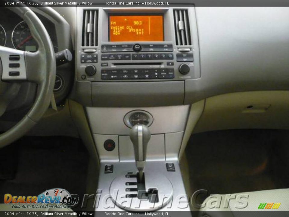 2004 Infiniti FX 35 Brilliant Silver Metallic / Willow Photo #17
