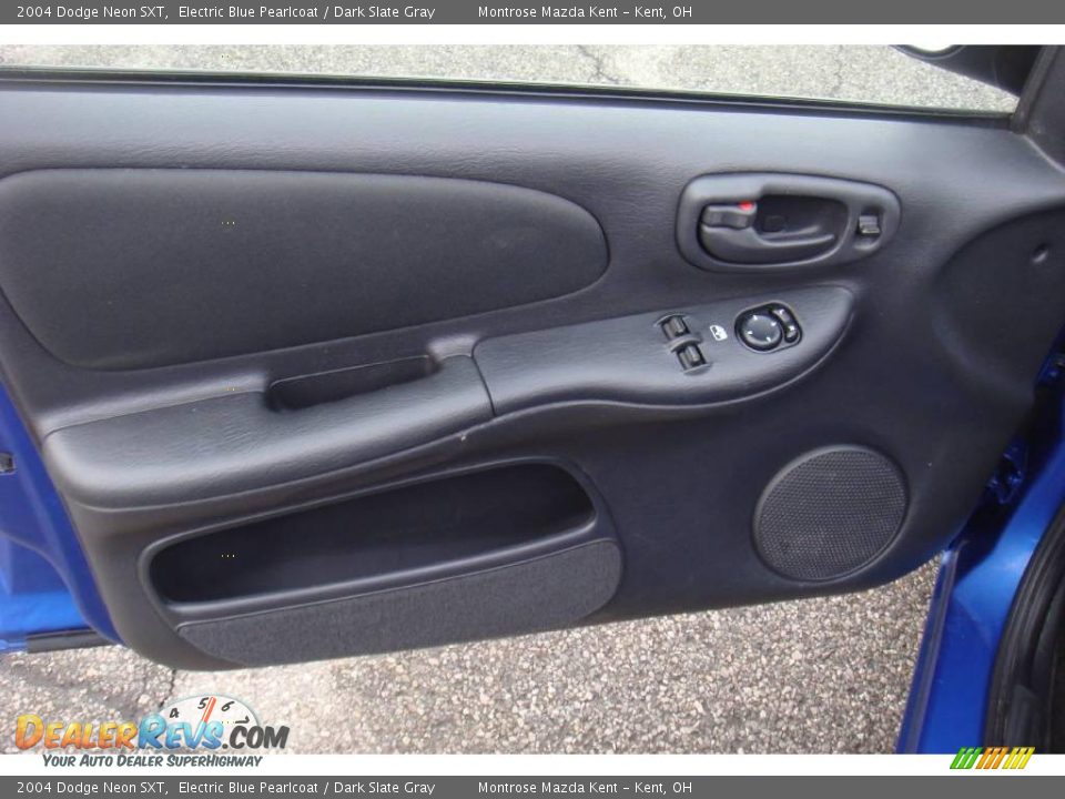 2004 Dodge Neon SXT Electric Blue Pearlcoat / Dark Slate Gray Photo #15