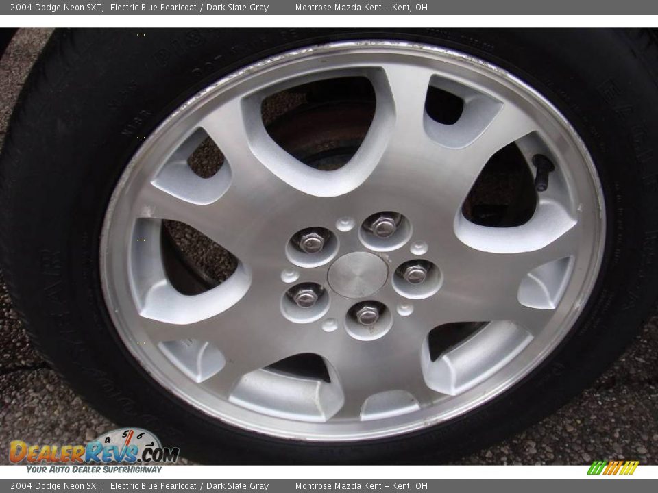 2004 Dodge Neon SXT Electric Blue Pearlcoat / Dark Slate Gray Photo #23