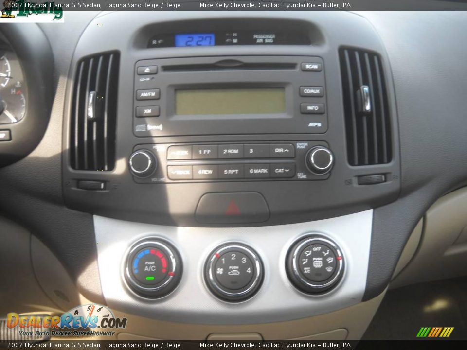 2007 Hyundai Elantra GLS Sedan Laguna Sand Beige / Beige Photo #17