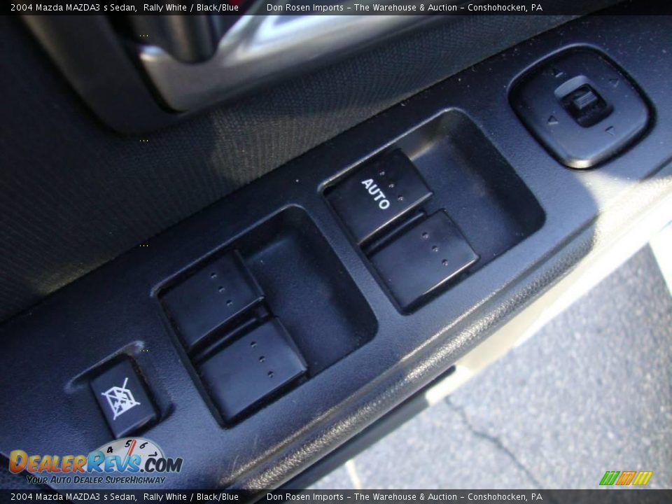 2004 Mazda MAZDA3 s Sedan Rally White / Black/Blue Photo #14