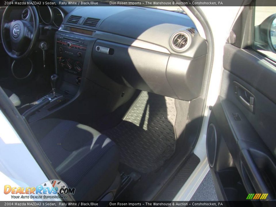 2004 Mazda MAZDA3 s Sedan Rally White / Black/Blue Photo #16