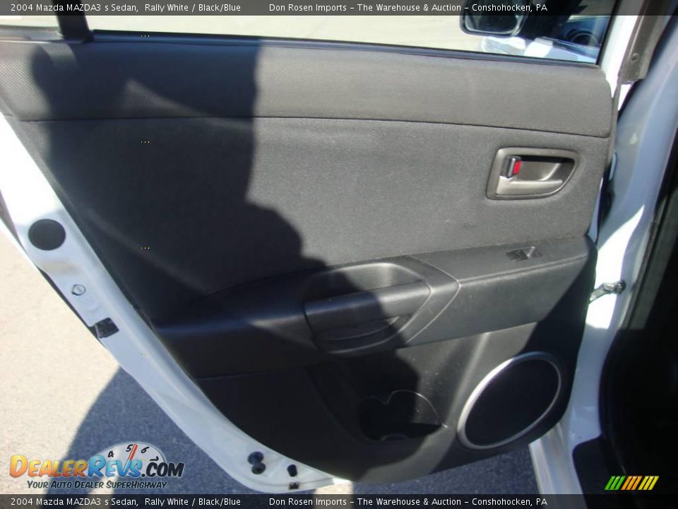 2004 Mazda MAZDA3 s Sedan Rally White / Black/Blue Photo #21