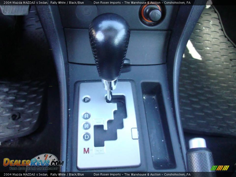 2004 Mazda MAZDA3 s Sedan Rally White / Black/Blue Photo #34