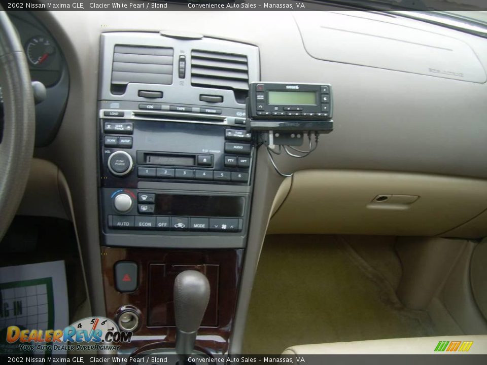 2002 Nissan Maxima GLE Glacier White Pearl / Blond Photo #14