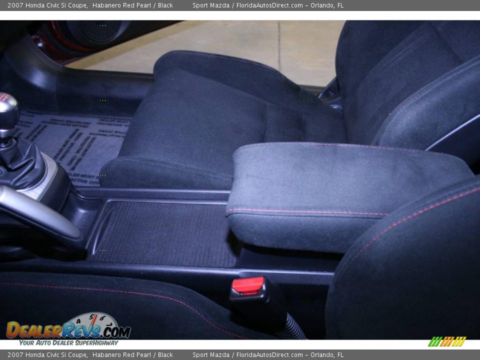 2007 Honda Civic Si Coupe Habanero Red Pearl / Black Photo #34