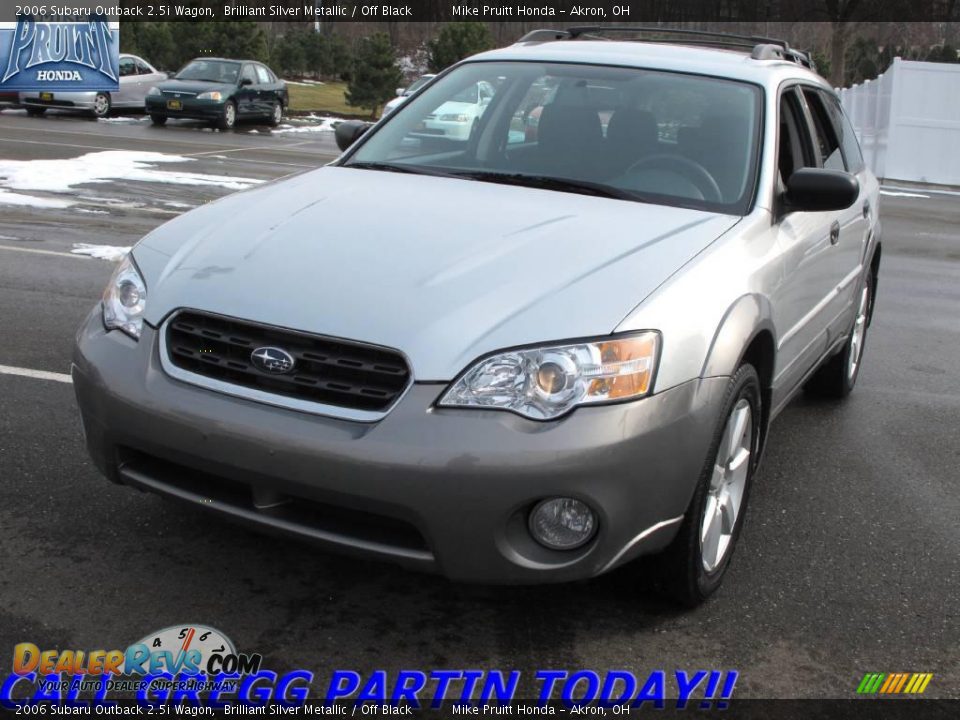 2006 Subaru Outback 2.5i Wagon Brilliant Silver Metallic / Off Black Photo #3