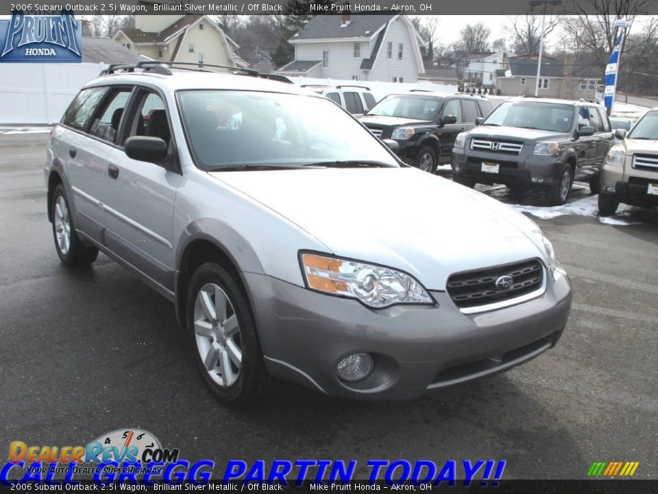 2006 Subaru Outback 2.5i Wagon Brilliant Silver Metallic / Off Black Photo #5