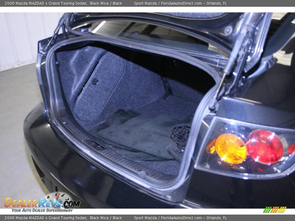 2006 Mazda MAZDA3 s Grand Touring Sedan Black Mica / Black Photo #11