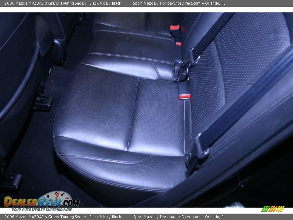 2006 Mazda MAZDA3 s Grand Touring Sedan Black Mica / Black Photo #17