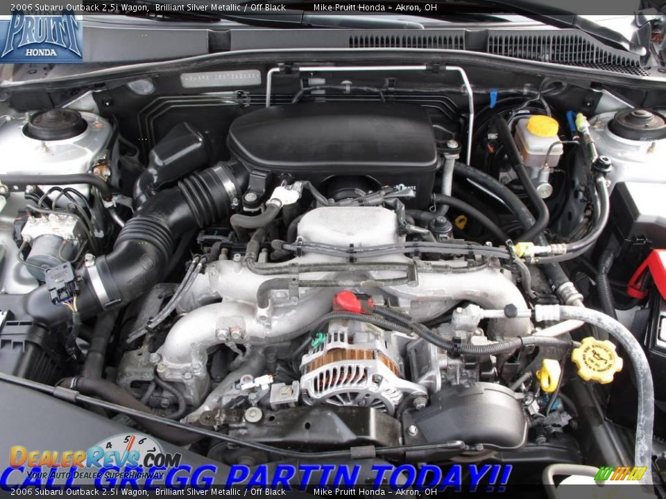 2006 Subaru Outback 2.5i Wagon Brilliant Silver Metallic / Off Black Photo #25
