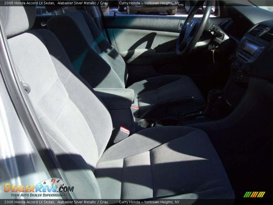 2006 Honda Accord LX Sedan Alabaster Silver Metallic / Gray Photo #13