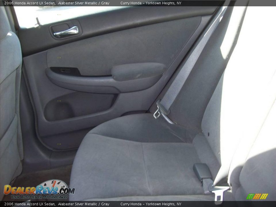 2006 Honda Accord LX Sedan Alabaster Silver Metallic / Gray Photo #15