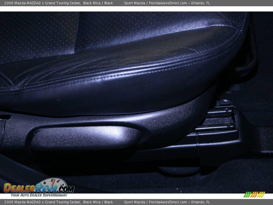 2006 Mazda MAZDA3 s Grand Touring Sedan Black Mica / Black Photo #33