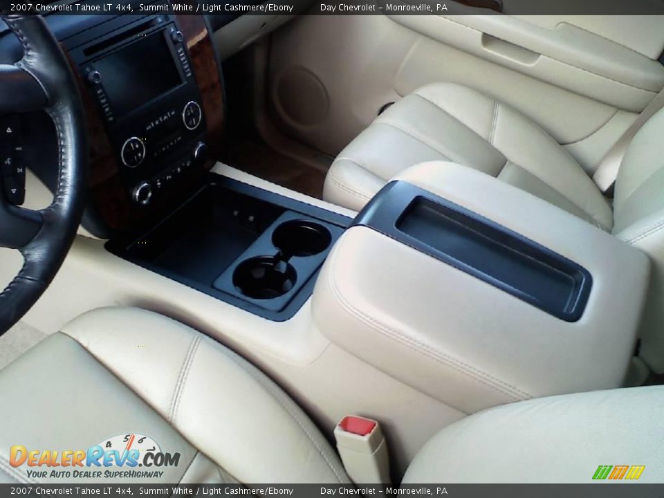 2007 Chevrolet Tahoe LT 4x4 Summit White / Light Cashmere/Ebony Photo #14