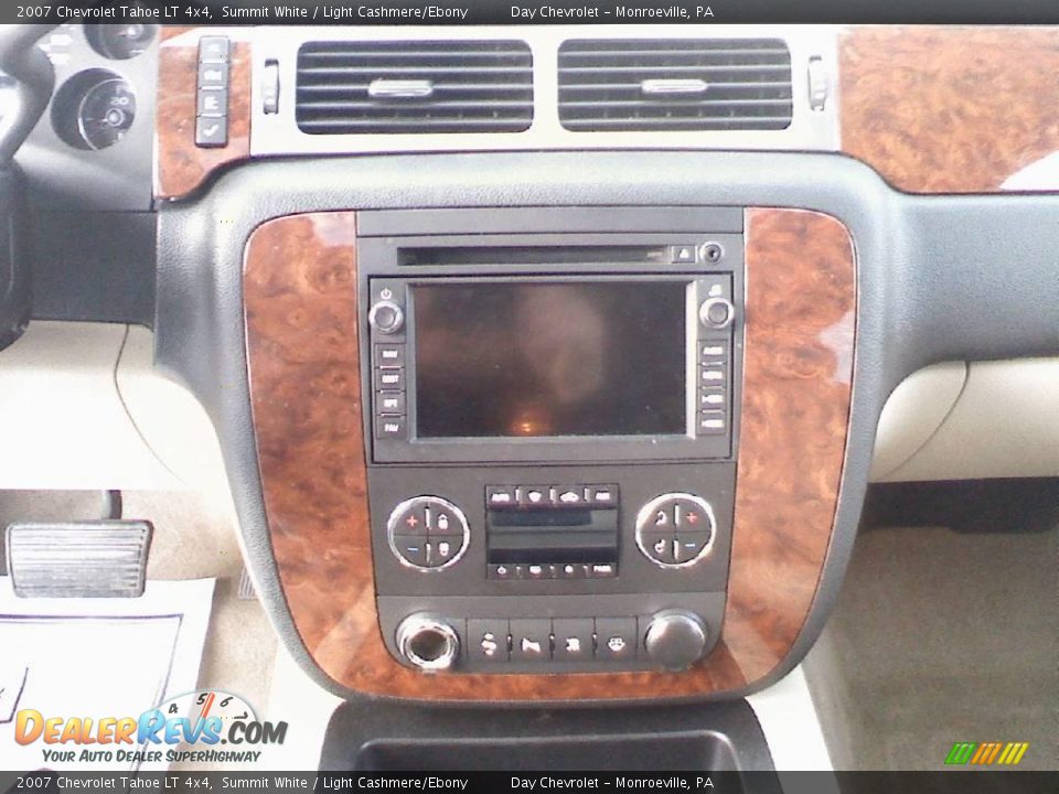 2007 Chevrolet Tahoe LT 4x4 Summit White / Light Cashmere/Ebony Photo #15