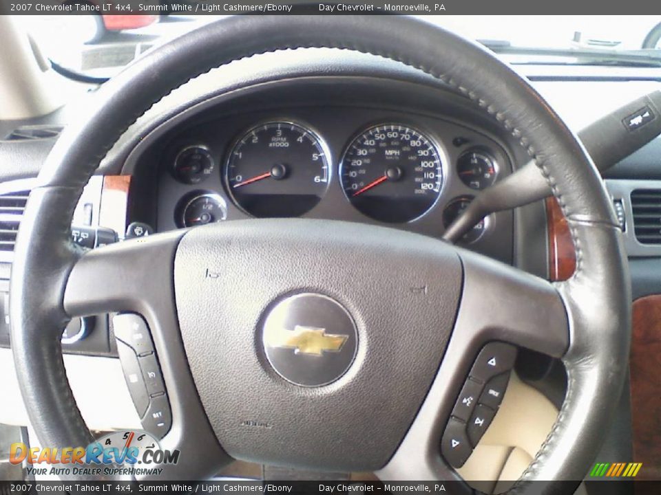 2007 Chevrolet Tahoe LT 4x4 Summit White / Light Cashmere/Ebony Photo #17
