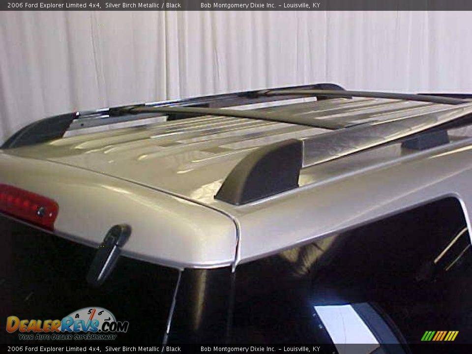 2006 Ford Explorer Limited 4x4 Silver Birch Metallic / Black Photo #12