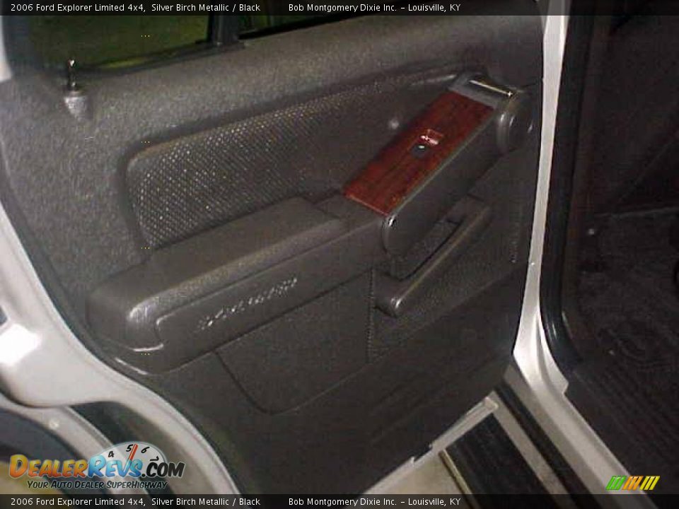 2006 Ford Explorer Limited 4x4 Silver Birch Metallic / Black Photo #16
