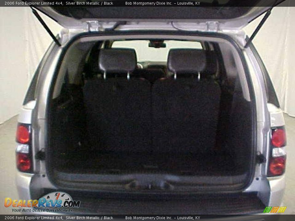 2006 Ford Explorer Limited 4x4 Silver Birch Metallic / Black Photo #28