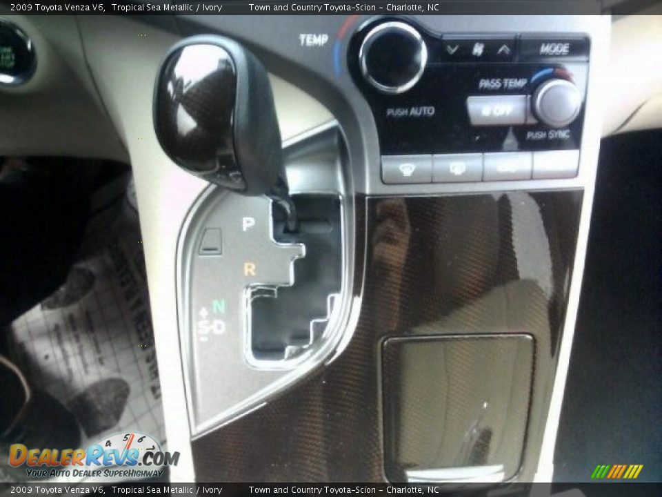2009 Toyota Venza V6 Tropical Sea Metallic / Ivory Photo #8