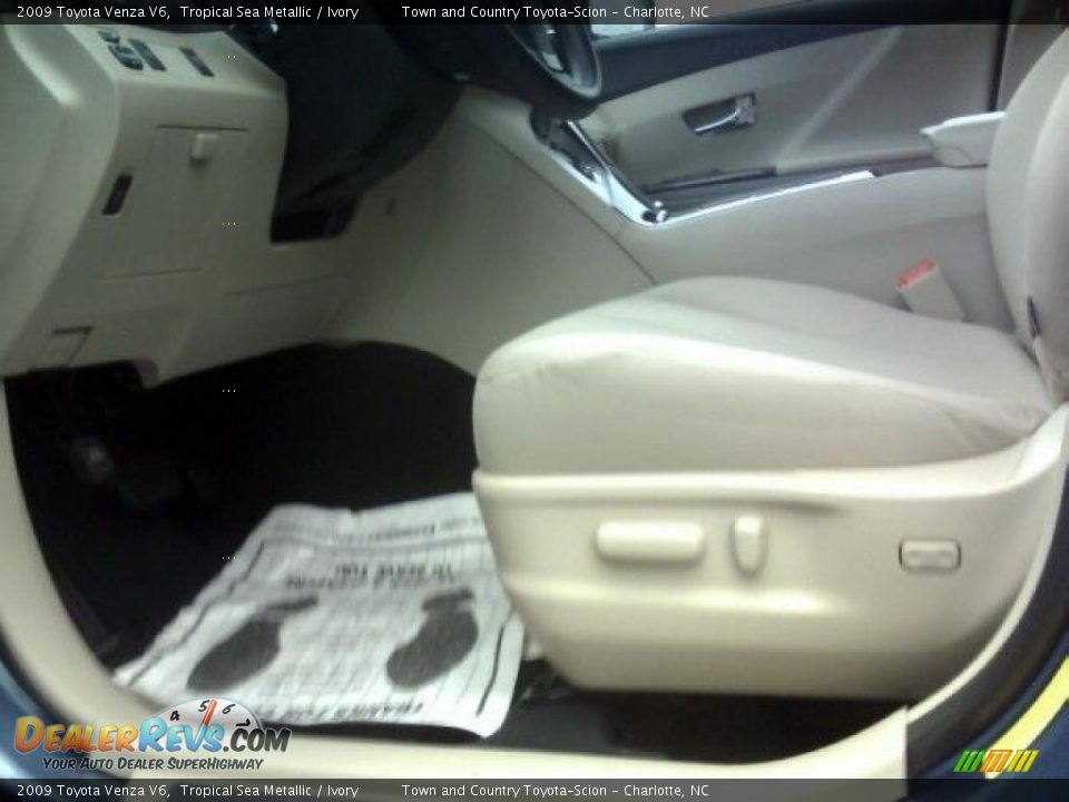 2009 Toyota Venza V6 Tropical Sea Metallic / Ivory Photo #14