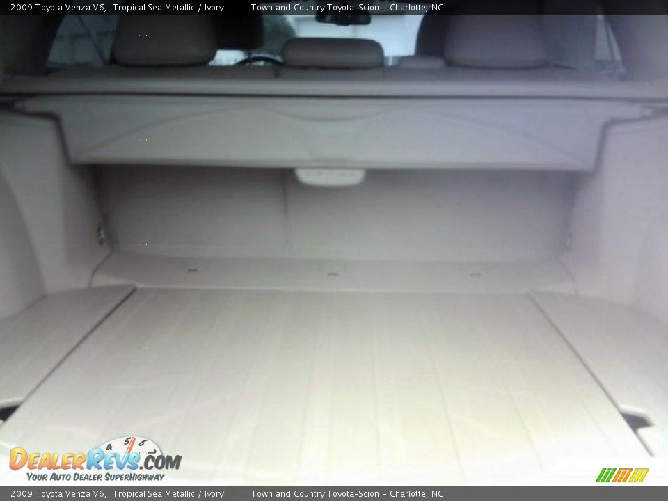 2009 Toyota Venza V6 Tropical Sea Metallic / Ivory Photo #17