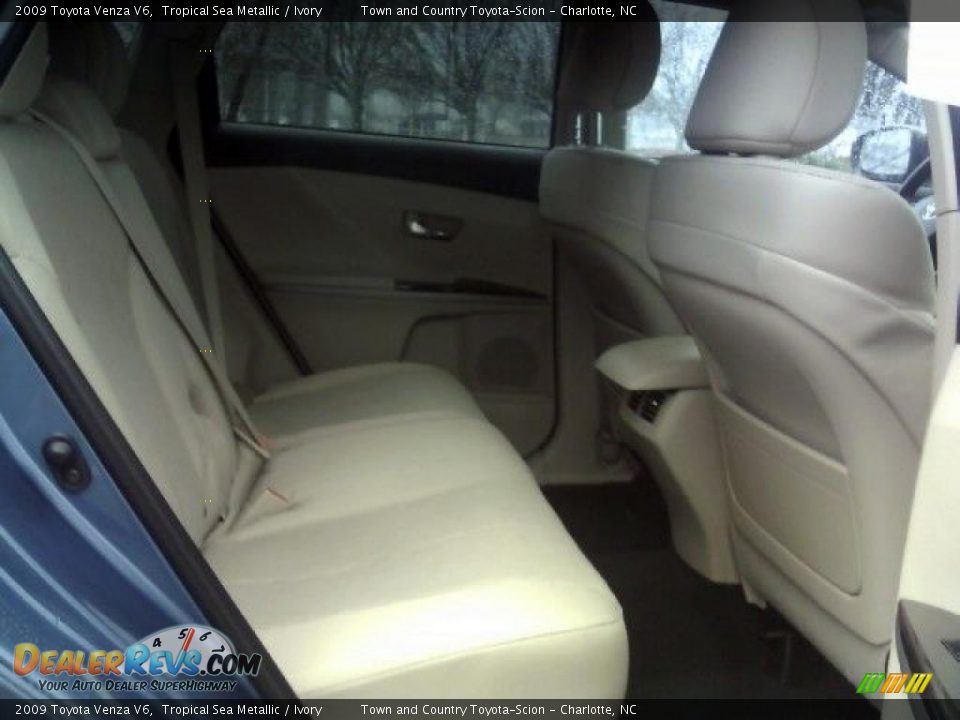 2009 Toyota Venza V6 Tropical Sea Metallic / Ivory Photo #19