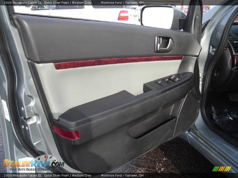 2009 Mitsubishi Galant ES Quick Silver Pearl / Medium Gray Photo #21