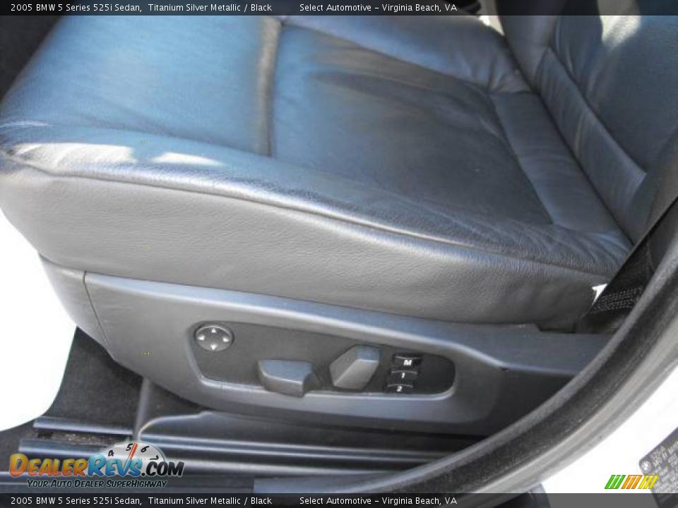 2005 BMW 5 Series 525i Sedan Titanium Silver Metallic / Black Photo #13