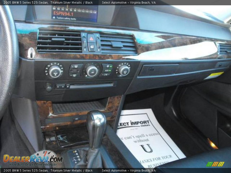 2005 BMW 5 Series 525i Sedan Titanium Silver Metallic / Black Photo #17