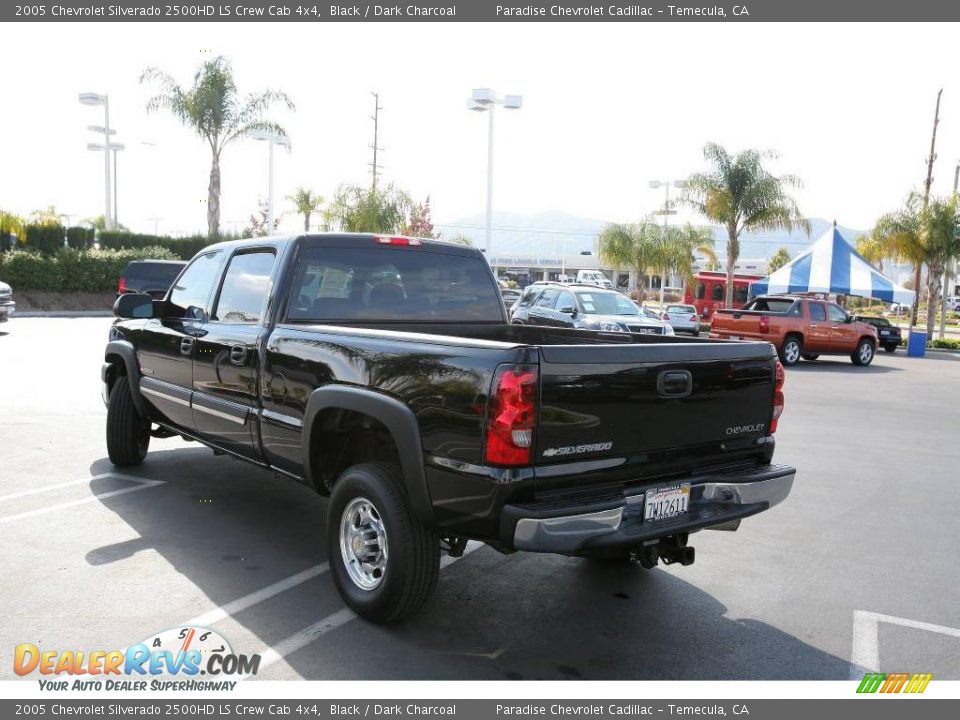 2005 Chevrolet Silverado 2500HD LS Crew Cab 4x4 Black / Dark Charcoal Photo #8