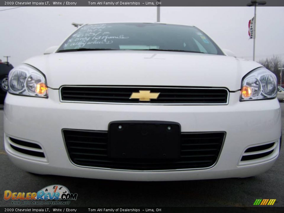 2009 Chevrolet Impala LT White / Ebony Photo #3