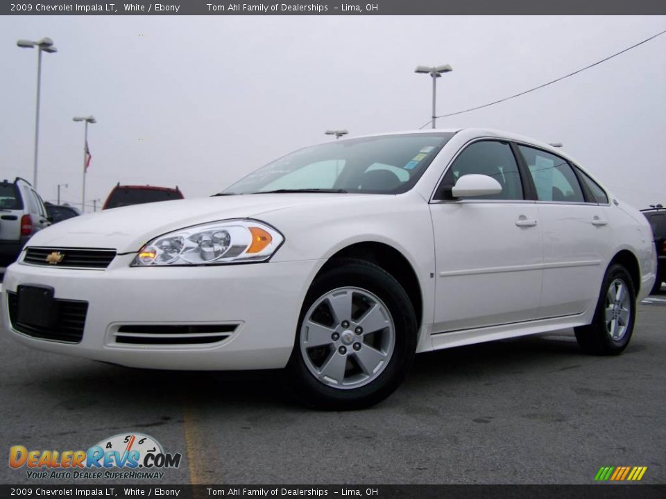 2009 Chevrolet Impala LT White / Ebony Photo #5