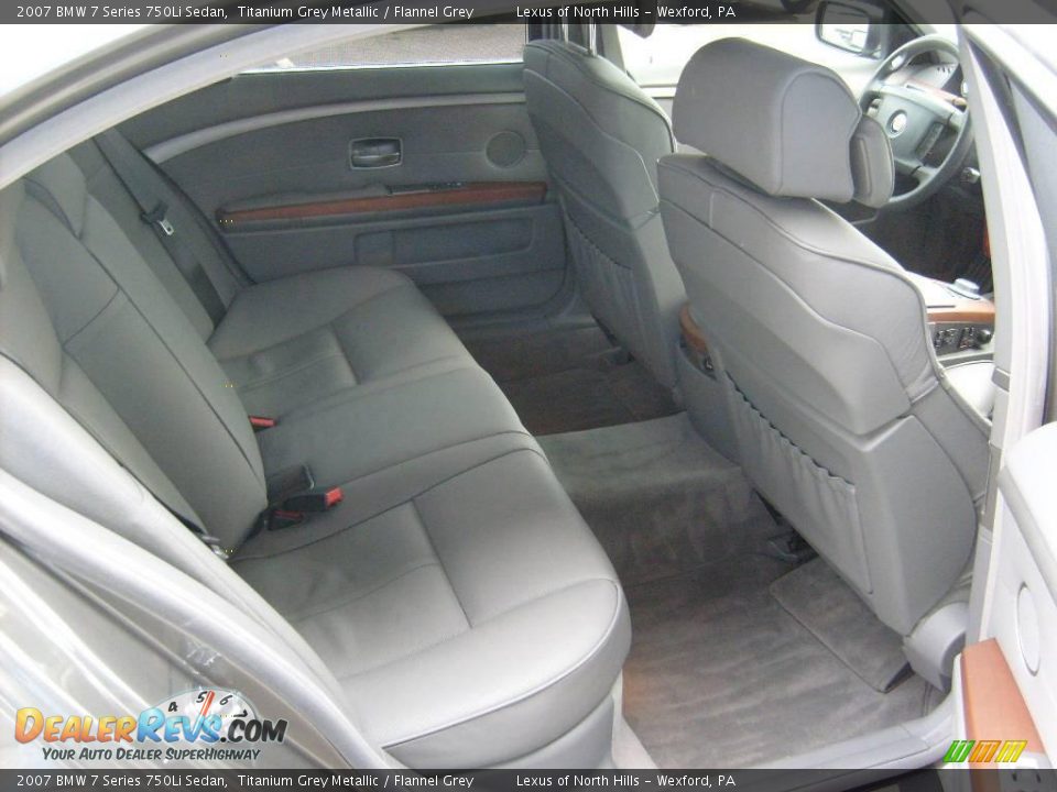2007 BMW 7 Series 750Li Sedan Titanium Grey Metallic / Flannel Grey Photo #16