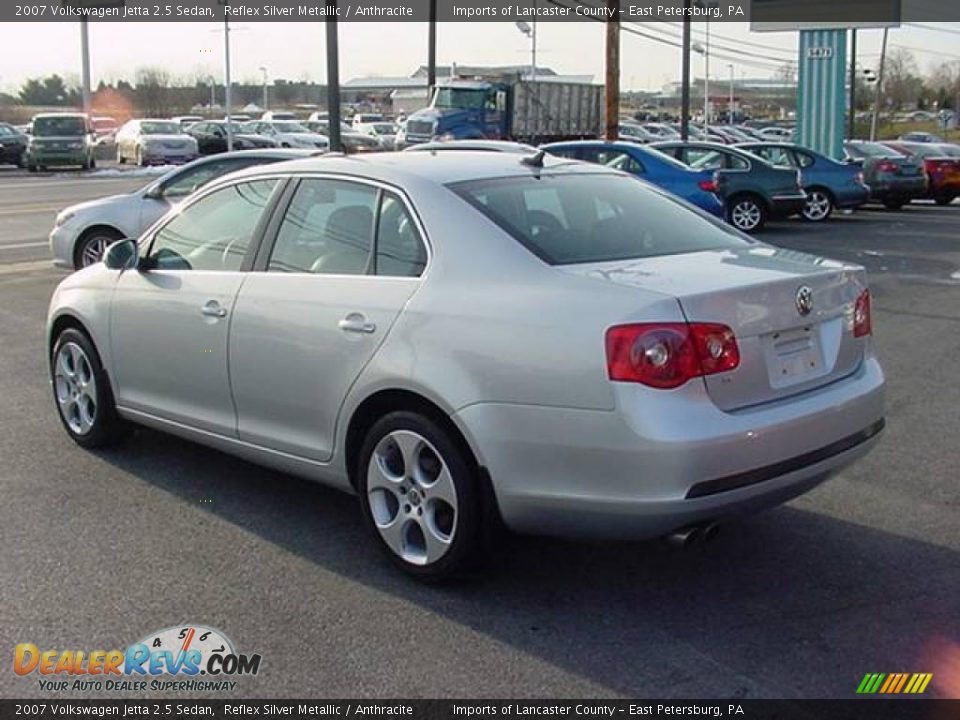 2007 Volkswagen Jetta 2.5 Sedan Reflex Silver Metallic / Anthracite Photo #4
