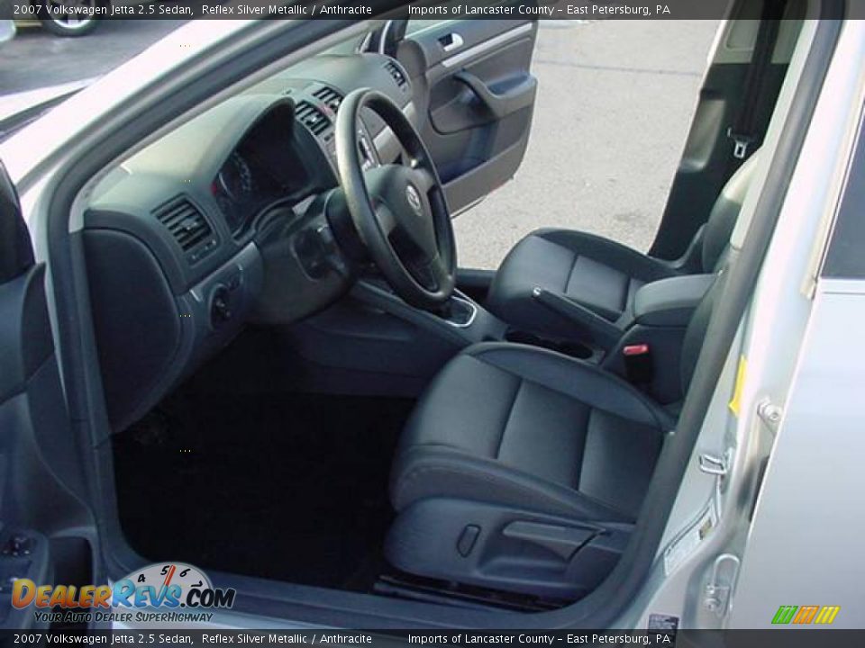 2007 Volkswagen Jetta 2.5 Sedan Reflex Silver Metallic / Anthracite Photo #7