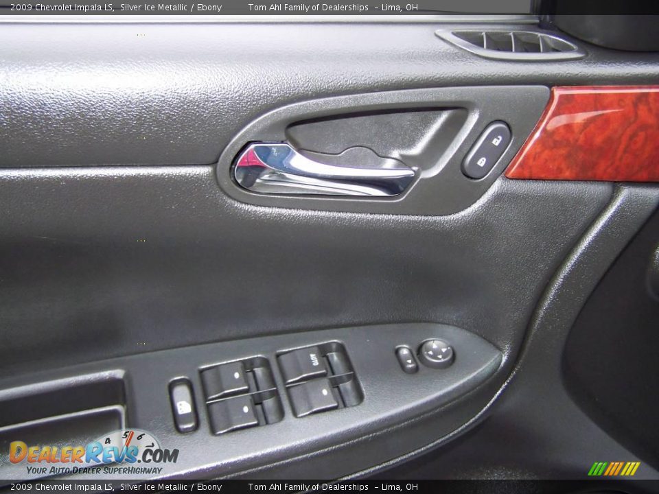 2009 Chevrolet Impala LS Silver Ice Metallic / Ebony Photo #9