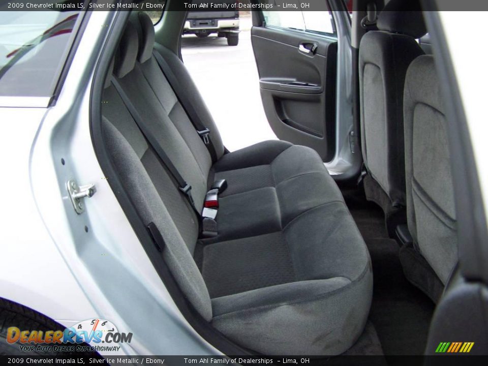 2009 Chevrolet Impala LS Silver Ice Metallic / Ebony Photo #11