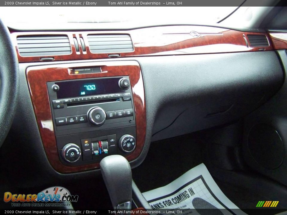 2009 Chevrolet Impala LS Silver Ice Metallic / Ebony Photo #17