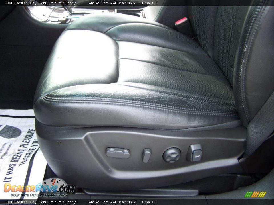 2008 Cadillac DTS Light Platinum / Ebony Photo #12
